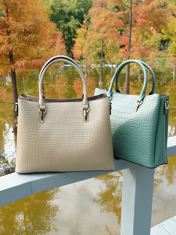 Zency Women's Genuine Leather  - Leather Work Bag Women avaliação e preço